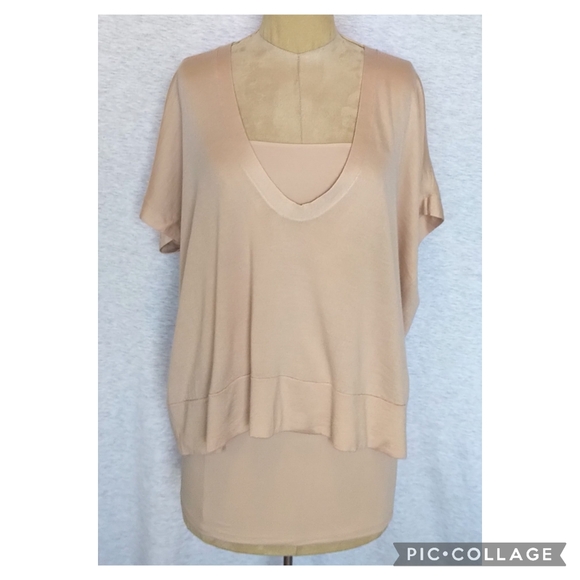 Brunello Cucinelli Cashmere V-Neck Top and Strapless Stretch Cotton-Jersey Top - Picture 2 of 10